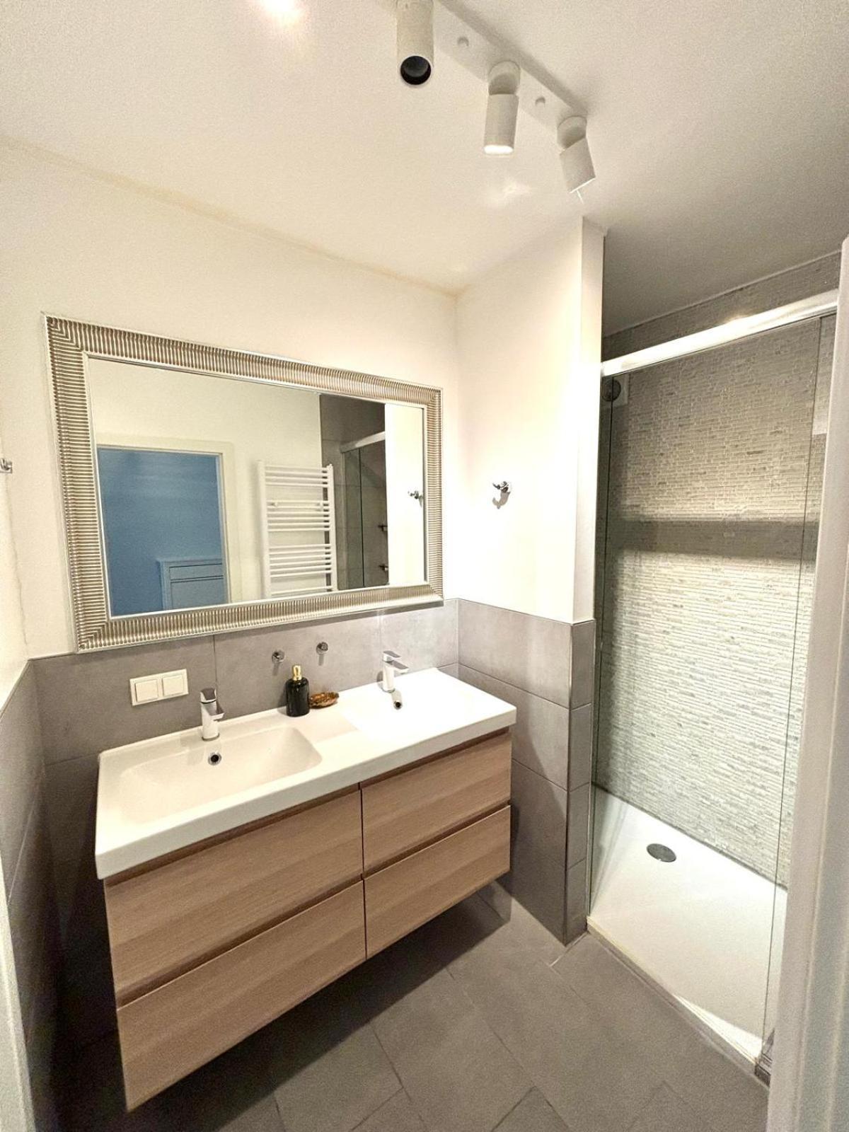 Beautiful Two Bedroom Apartment In Luxembourg City Center Εξωτερικό φωτογραφία